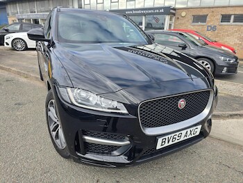 Used Jaguar F-Pace 2019 for sale - 78101053: Photo