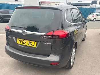 Used Vauxhall Zafira Tourer 2013 for sale - 75635398: Photo