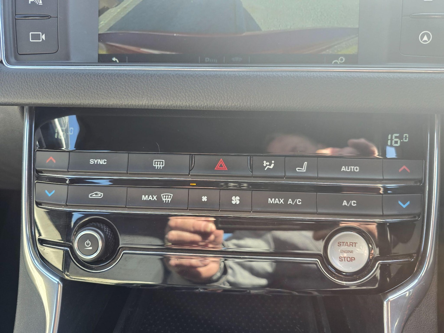 Used Jaguar XF 2016 for sale - 78071855: Photo 23