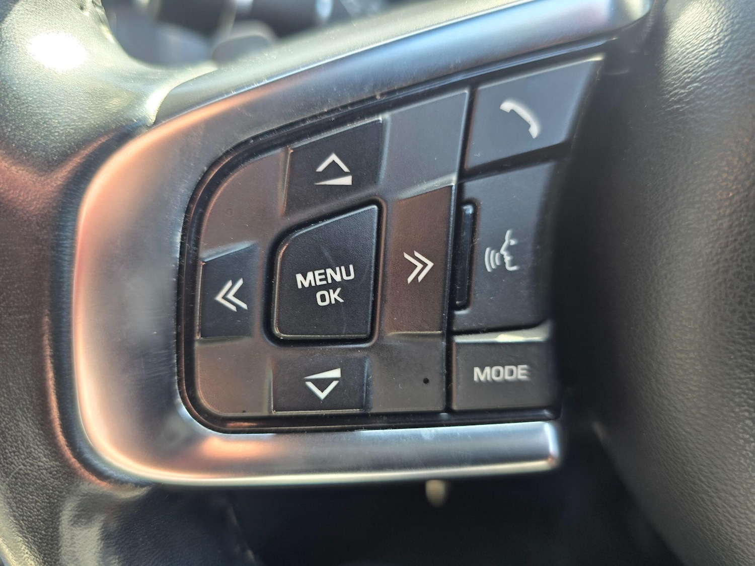 Used Jaguar XF 2016 for sale - 78071855: Photo 26