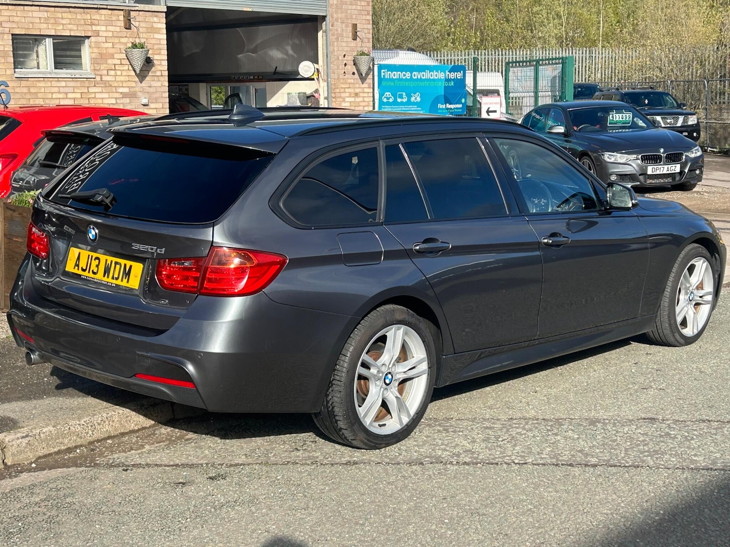 Used BMW 3 Series 2013 for sale - 78204598: Photo 2