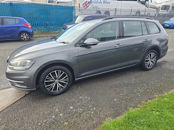 Used Volkswagen Golf 2018 for sale - 76995467: Photo