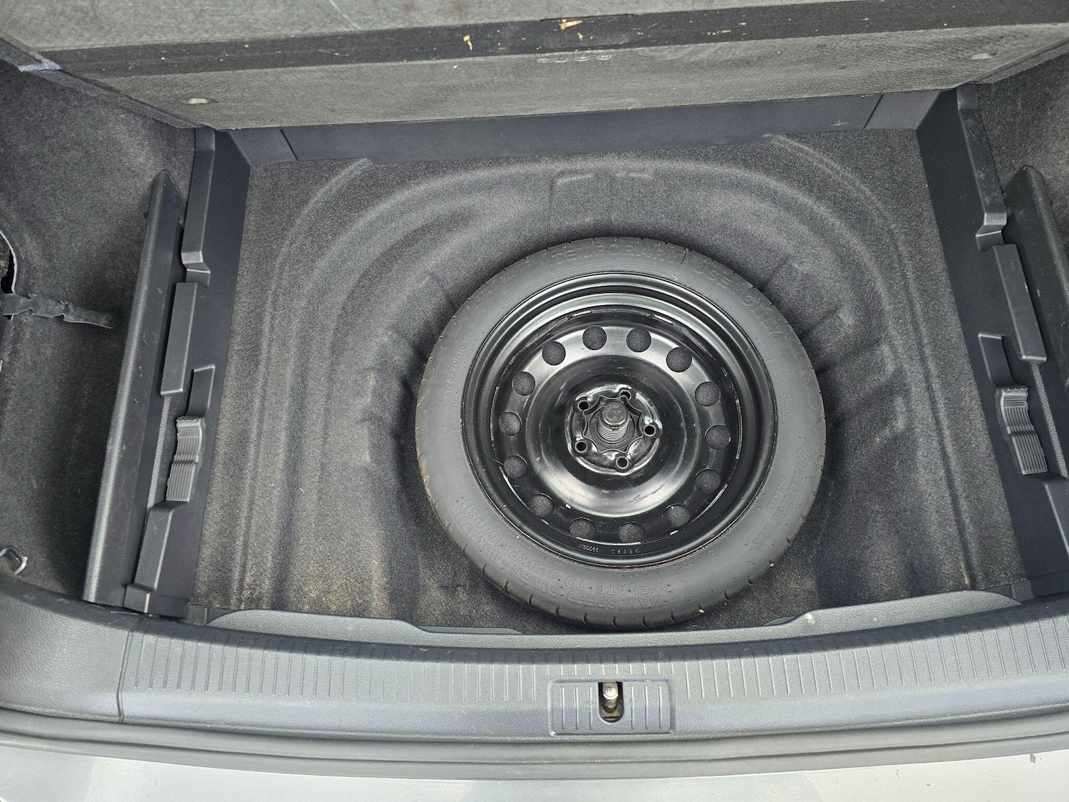 Used Volkswagen Golf 2018 for sale - 76432393: Photo 39