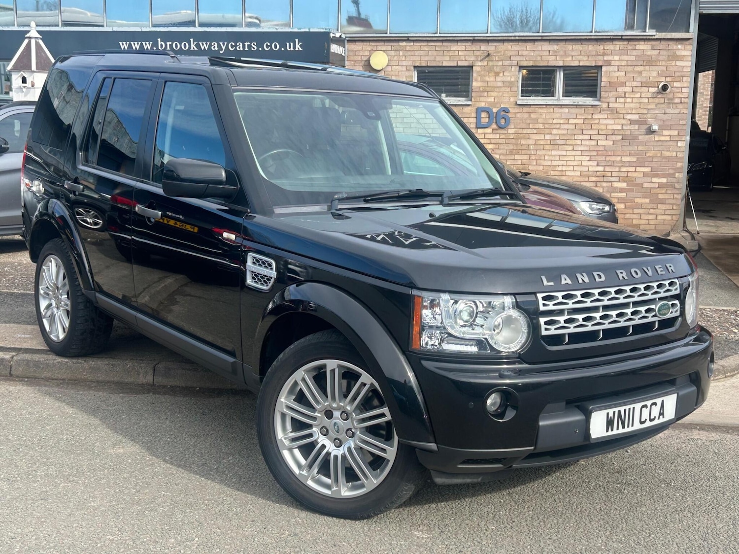Used Land Rover Discovery 4 for sale - 77925632: Photo 2