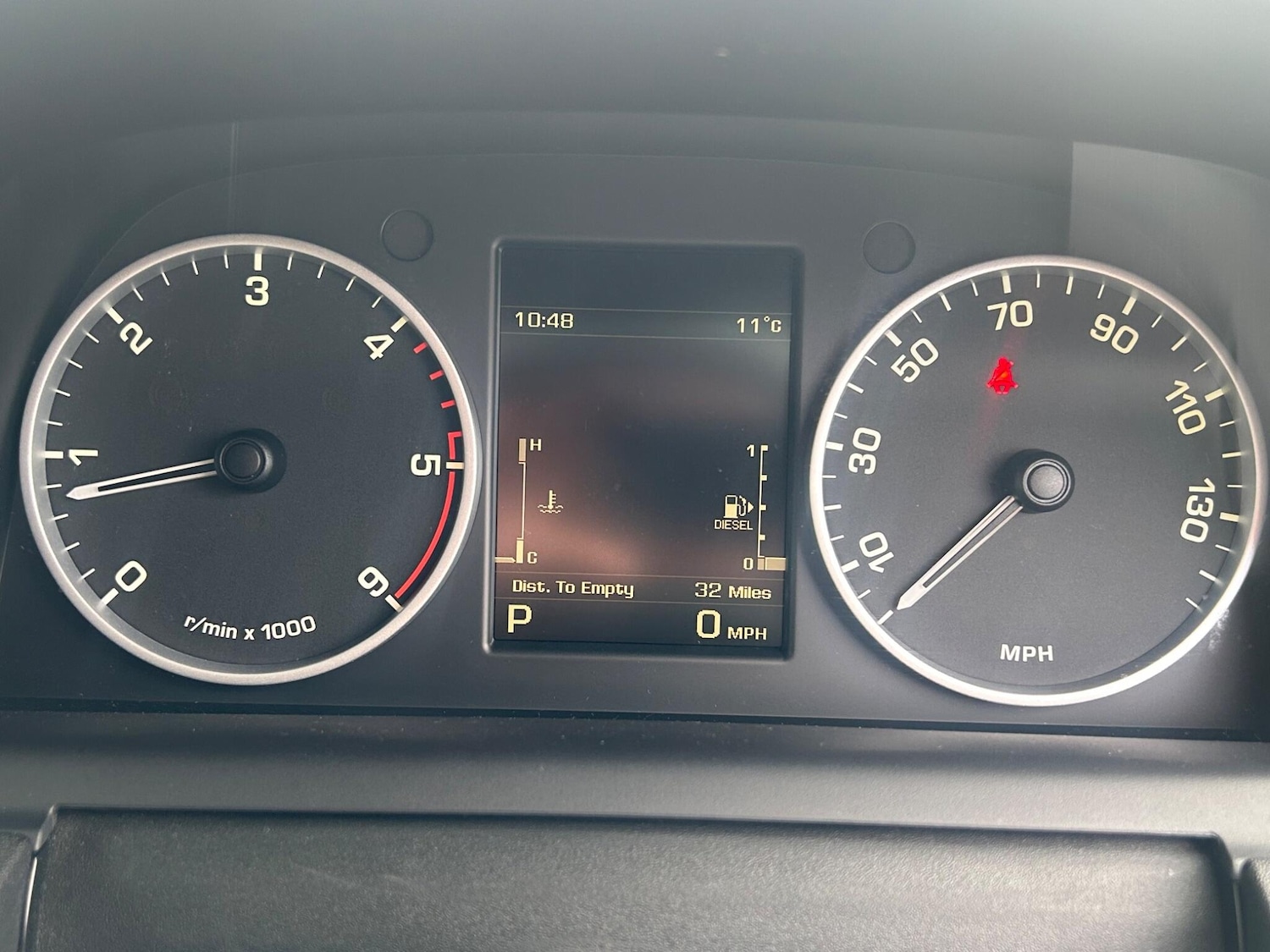 Used Land Rover Discovery 4 for sale - 77925632: Photo 35