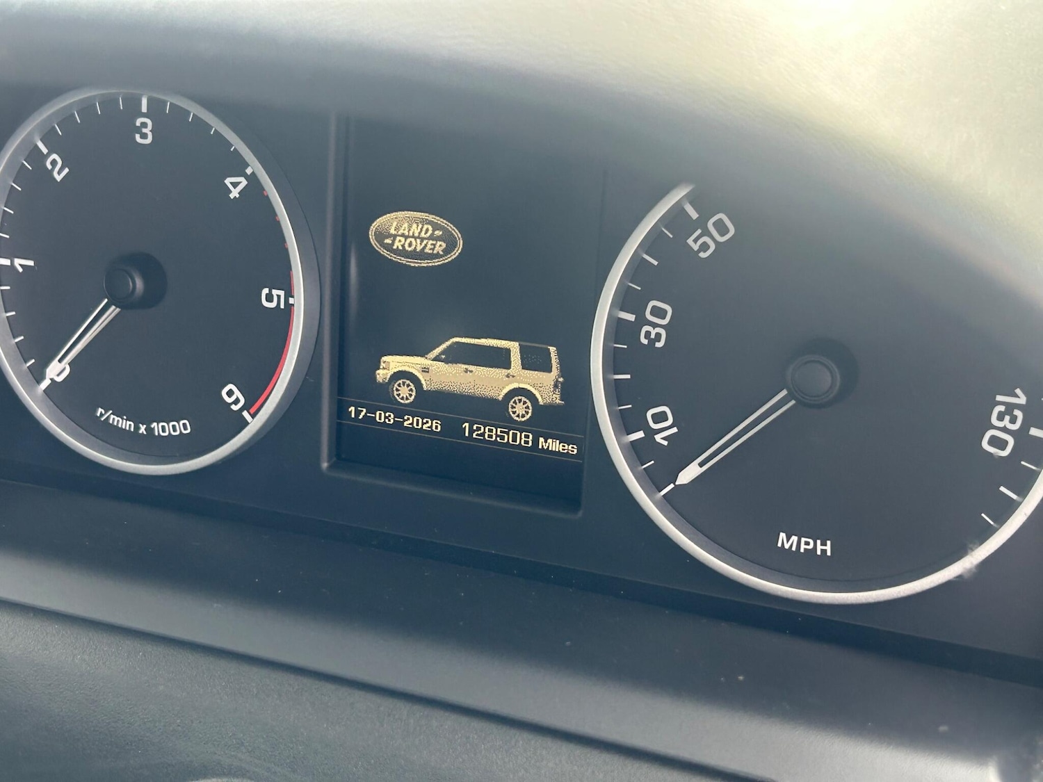 Used Land Rover Discovery 4 for sale - 77925632: Photo 7