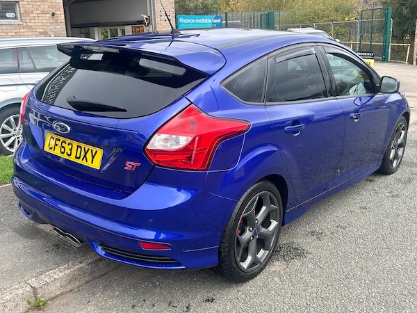 Used Ford Focus 2013 for sale - 76227000: Photo 9
