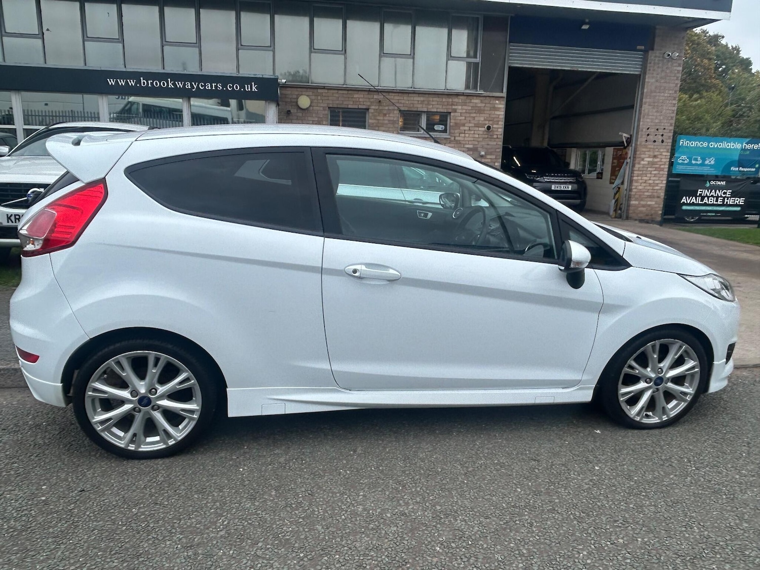 Used Ford Fiesta 2015 for sale - 76226386: Photo 10