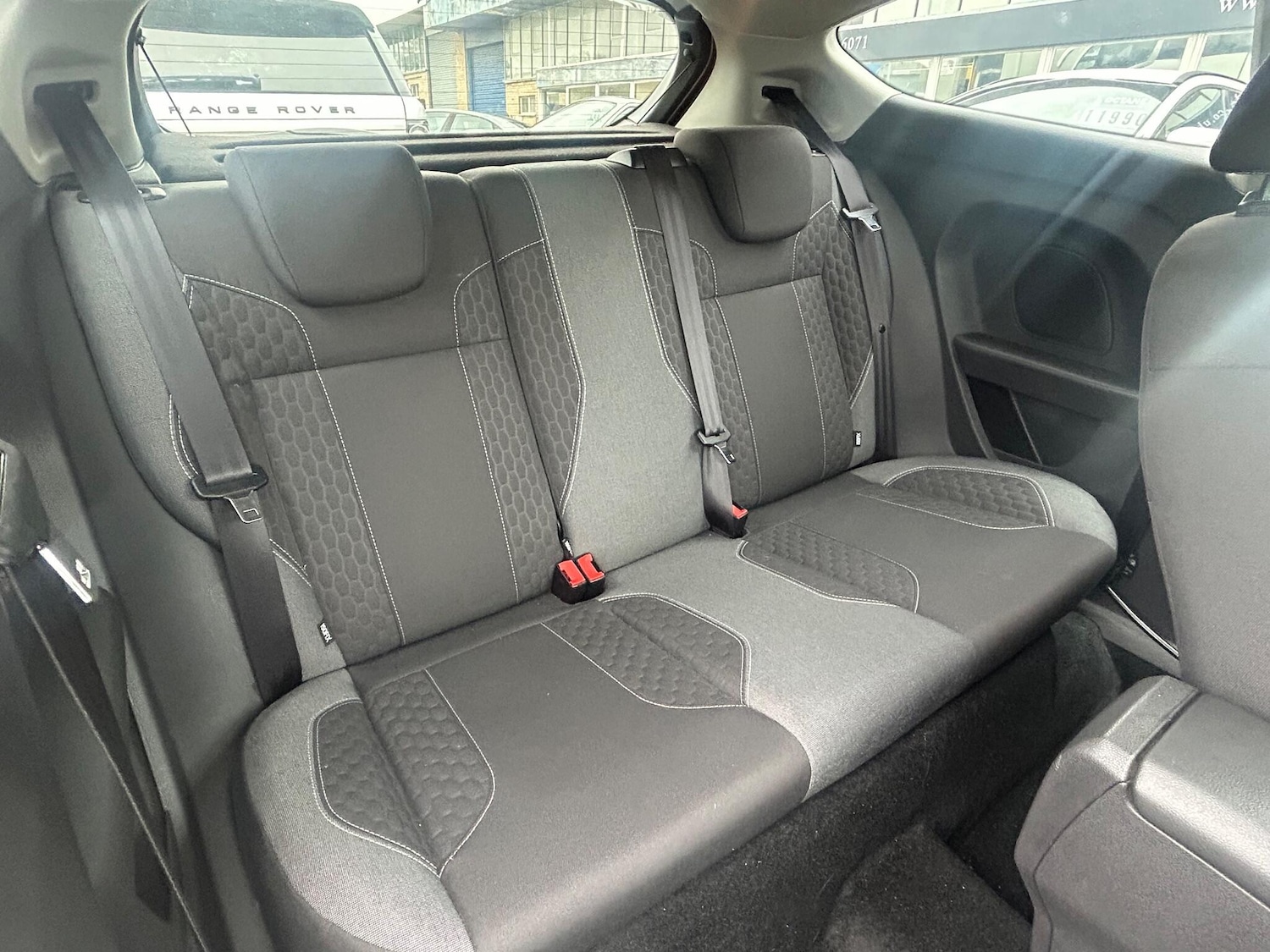 Used Ford Fiesta 2015 for sale - 76226386: Photo 12