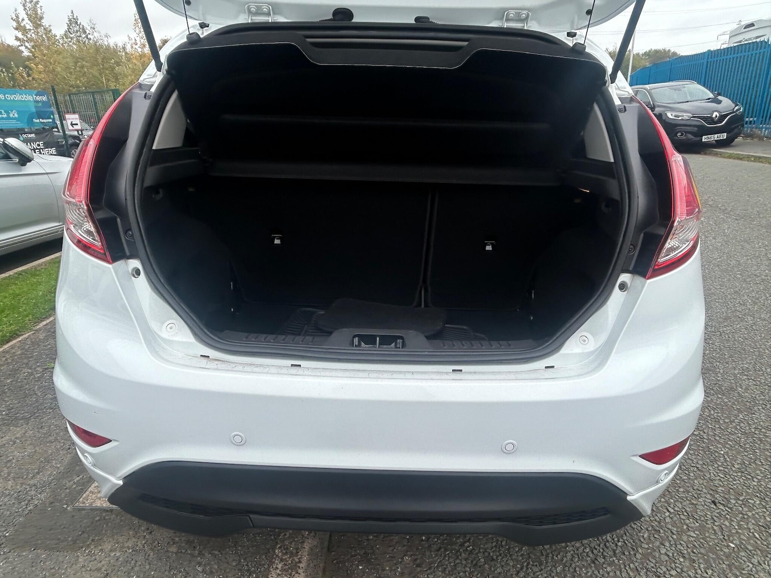 Used Ford Fiesta 2015 for sale - 76226386: Photo 19