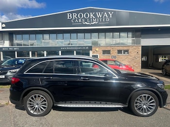 Used Mercedes-Benz GLC 2017 for sale - 76138184: Photo 2
