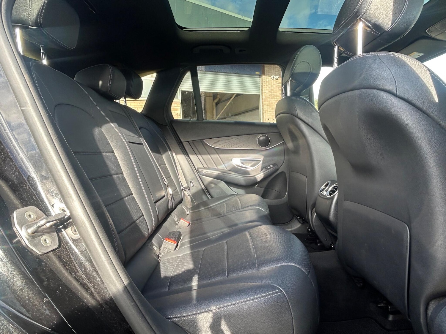 Used Mercedes-Benz GLC 2017 for sale - 76138184: Photo 9