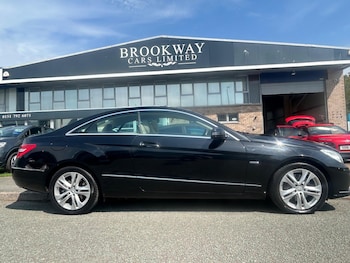 Used Mercedes-Benz E-Class 2010 for sale - 75563174: Photo