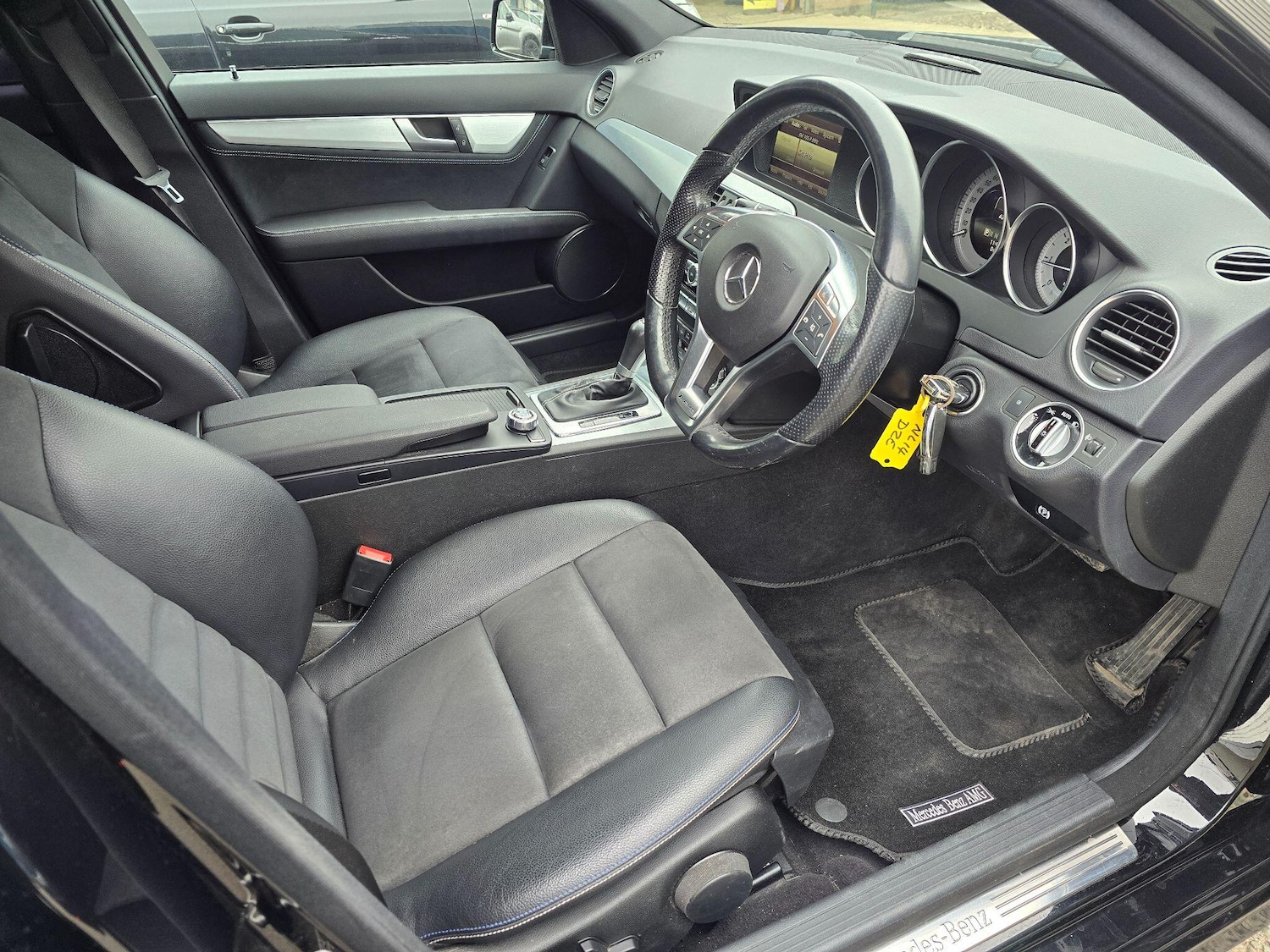 Used Mercedes-Benz C Class 2014 for sale - 77586123: Photo 10