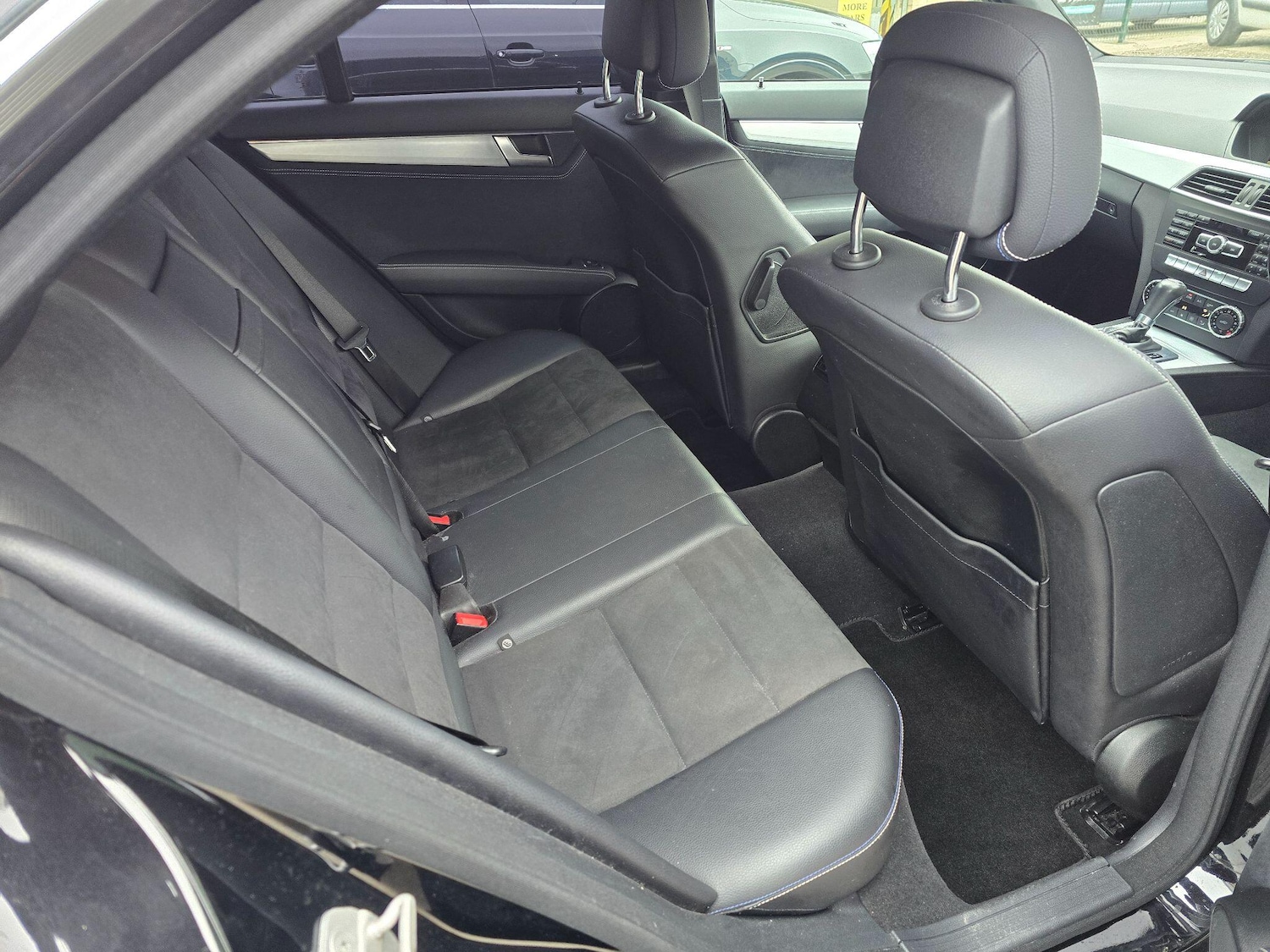 Used Mercedes-Benz C Class 2014 for sale - 77586123: Photo 14