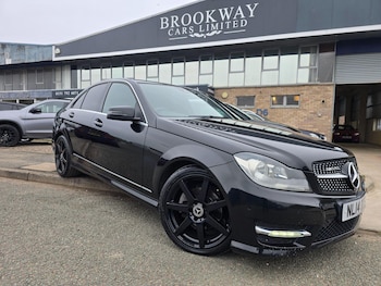 Used Mercedes-Benz C Class 2014 for sale - 77586123: Photo