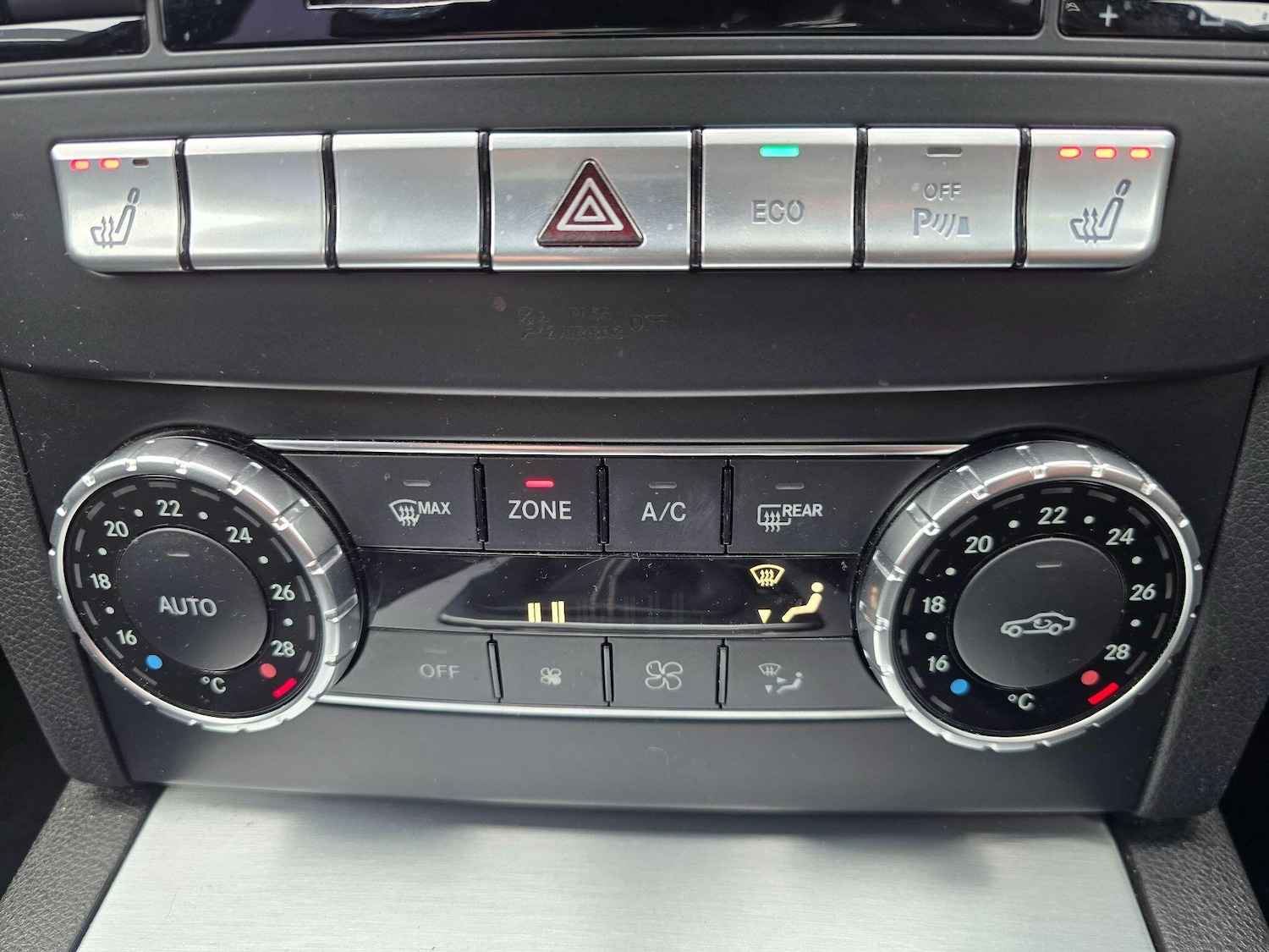 Used Mercedes-Benz C Class 2014 for sale - 77586123: Photo 23