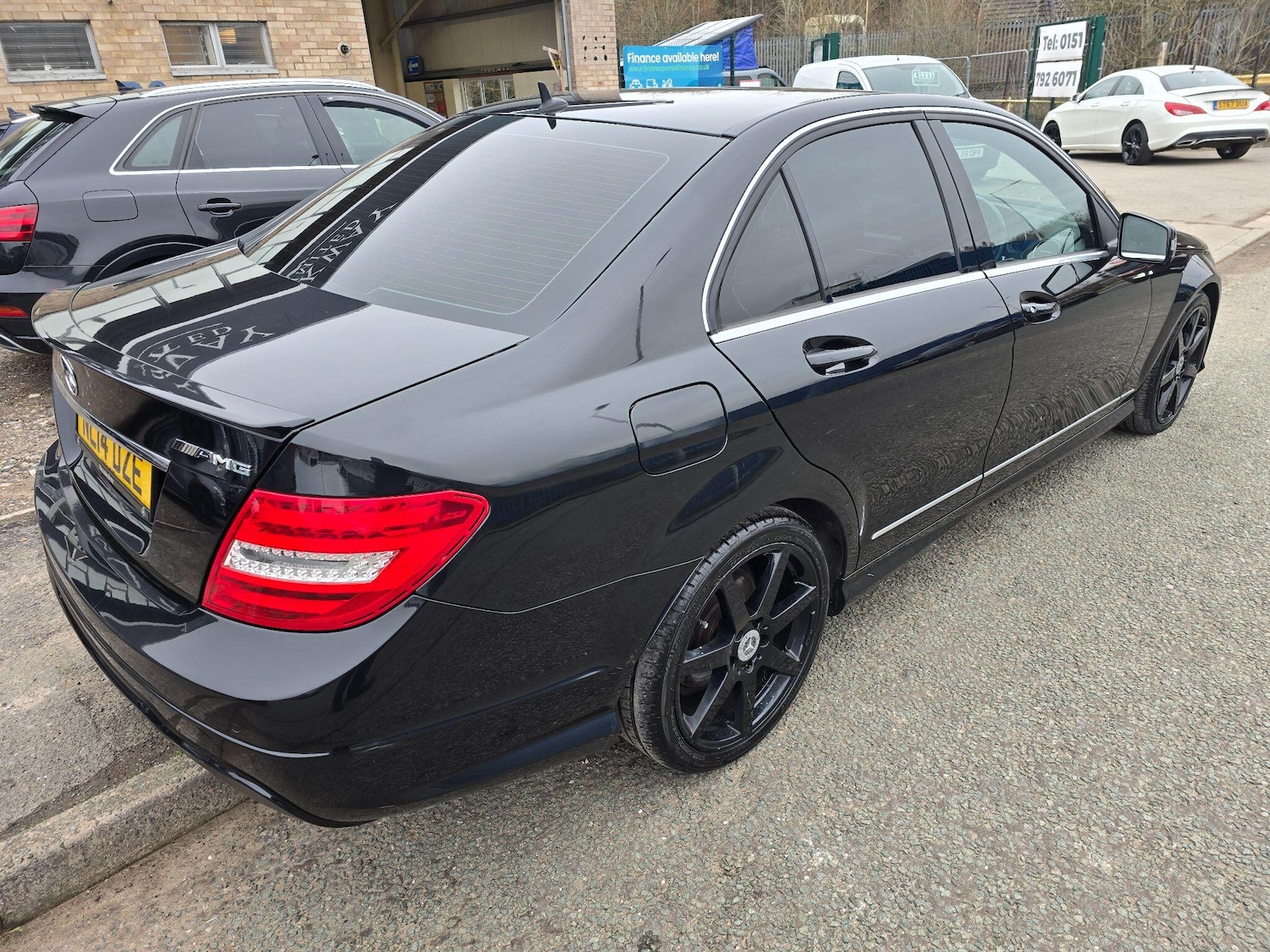 Used Mercedes-Benz C Class 2014 for sale - 77586123: Photo 4