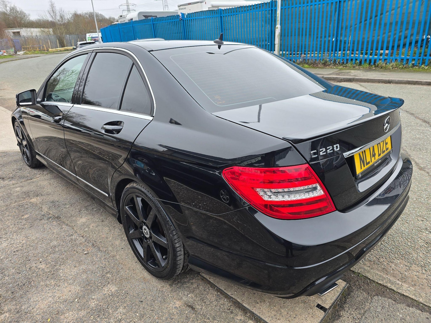 Used Mercedes-Benz C Class 2014 for sale - 77586123: Photo 7