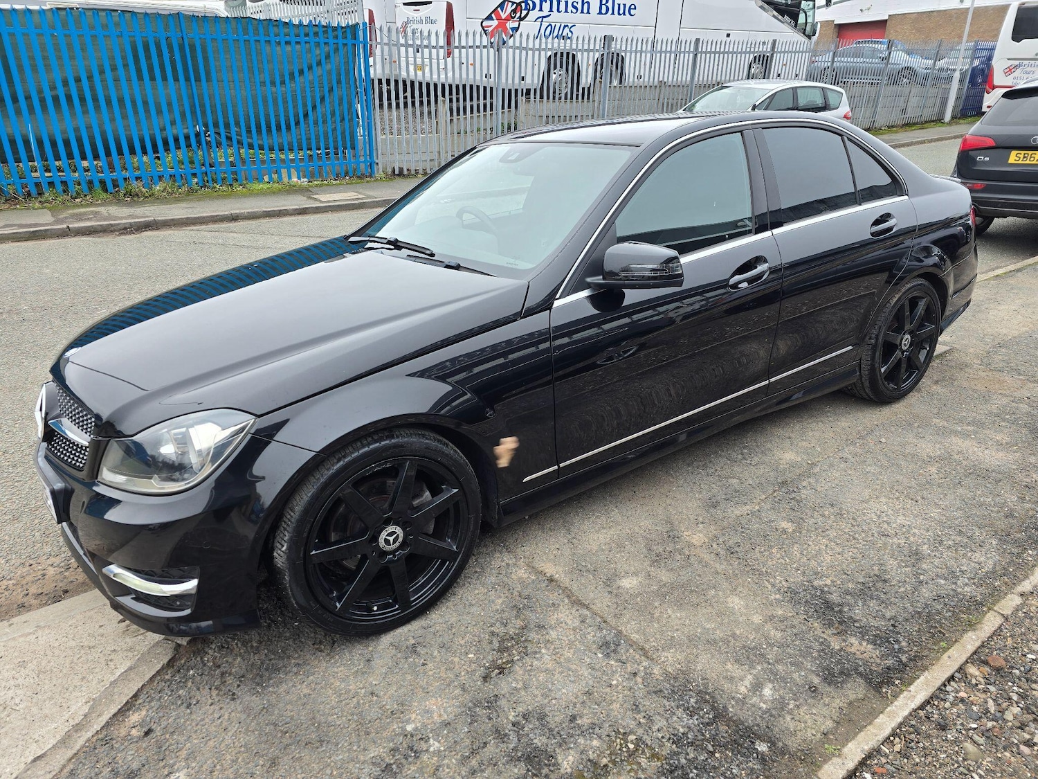 Used Mercedes-Benz C Class 2014 for sale - 77586123: Photo 8