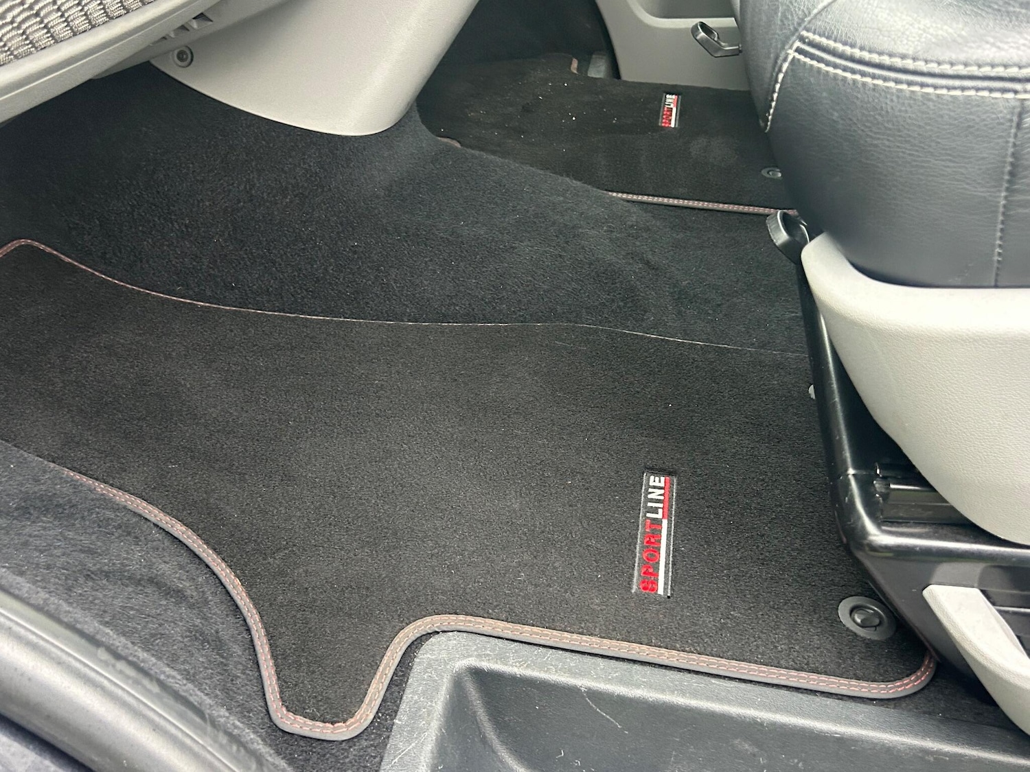 Used Volkswagen Transporter Sportline 2014 for sale - 76573215: Photo 39