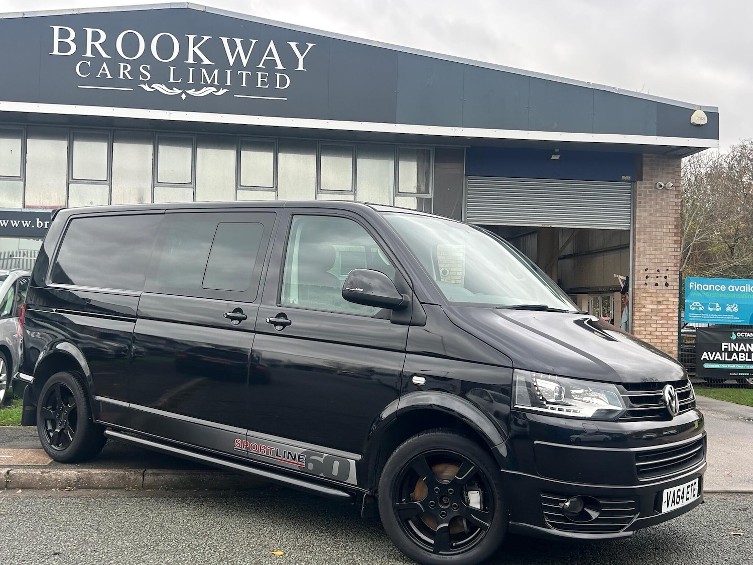 Used Volkswagen Transporter Sportline 2014 for sale - 76573215: Photo 7