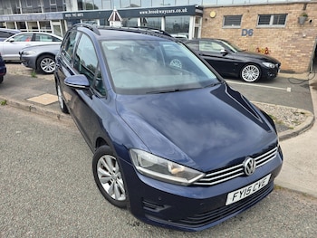 Used Volkswagen Golf SV 2015 for sale - 79348612: Photo