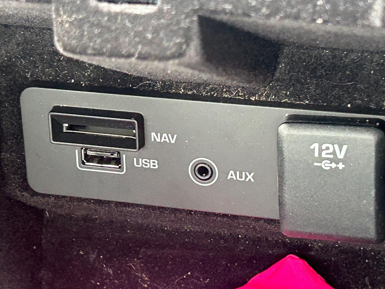 Used Land Rover Discovery Sport 2017 for sale - 78203931: Photo 25