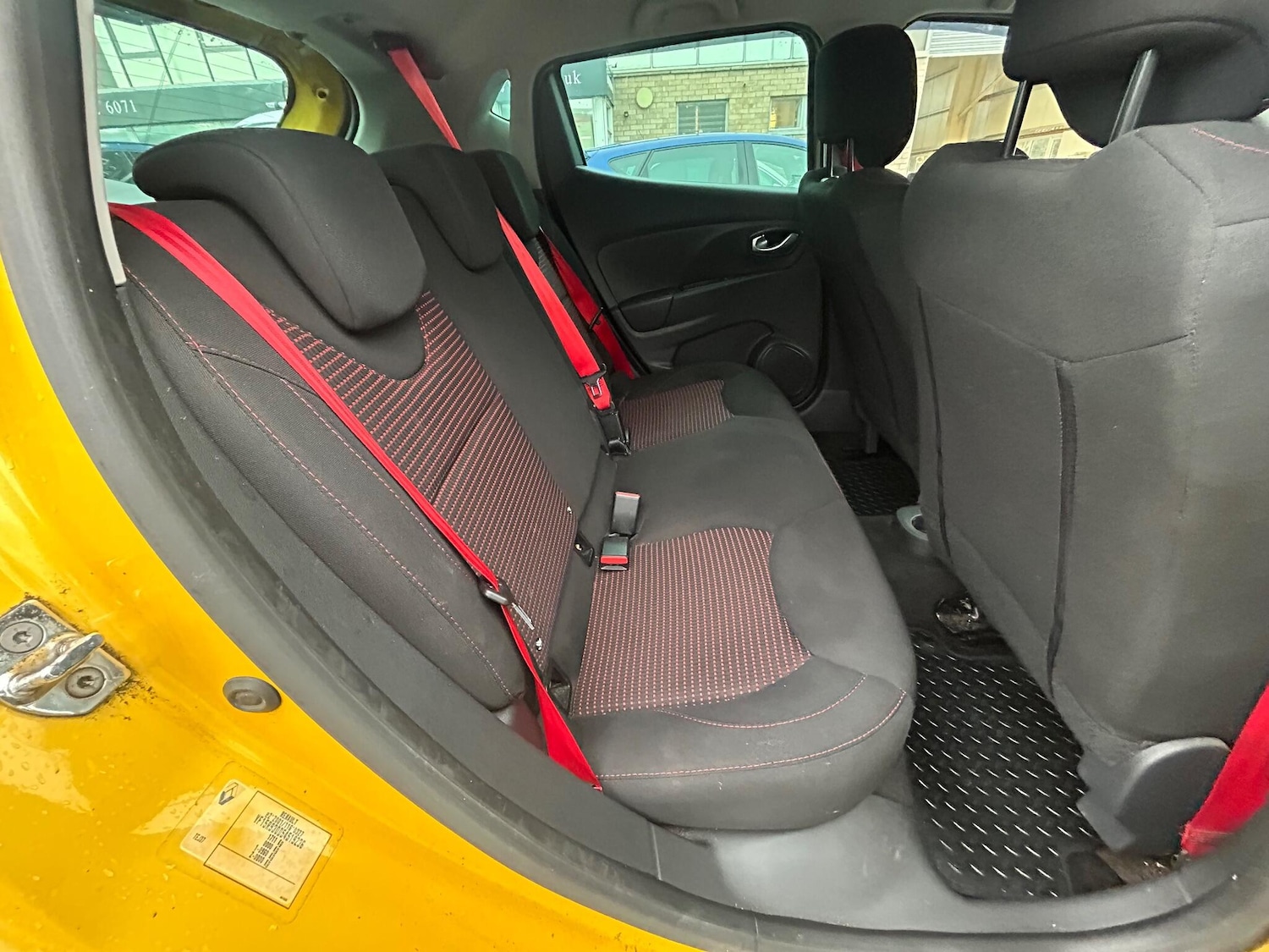 Used Renault Clio 2015 for sale - 77215693: Photo 15