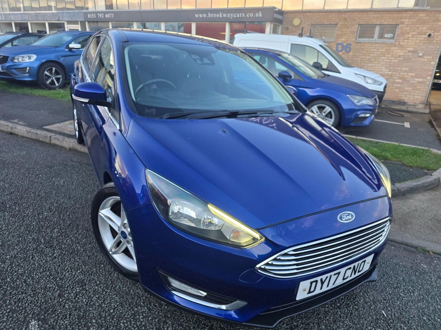 Used Ford Focus 2017 for sale - 76926717: Photo 2