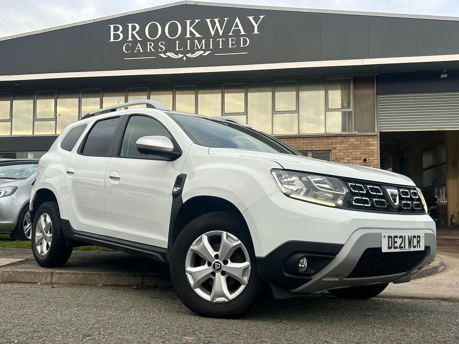 Used Dacia Duster 2021 for sale - 76659024: Photo 2