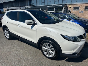 Used Nissan Qashqai 2015 for sale - 75588675: Photo