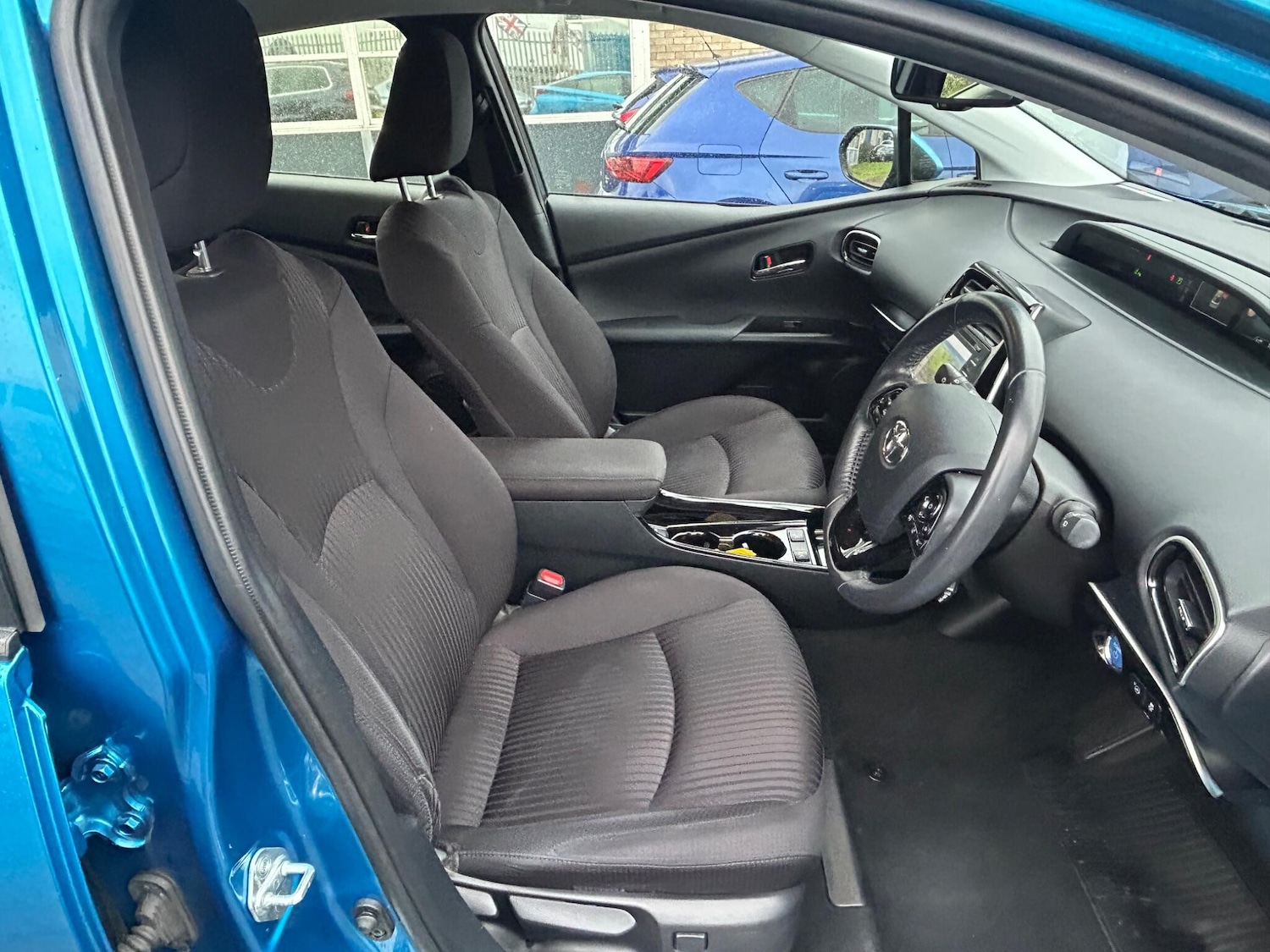 Used Toyota Prius 2020 for sale - 77305276: Photo 12