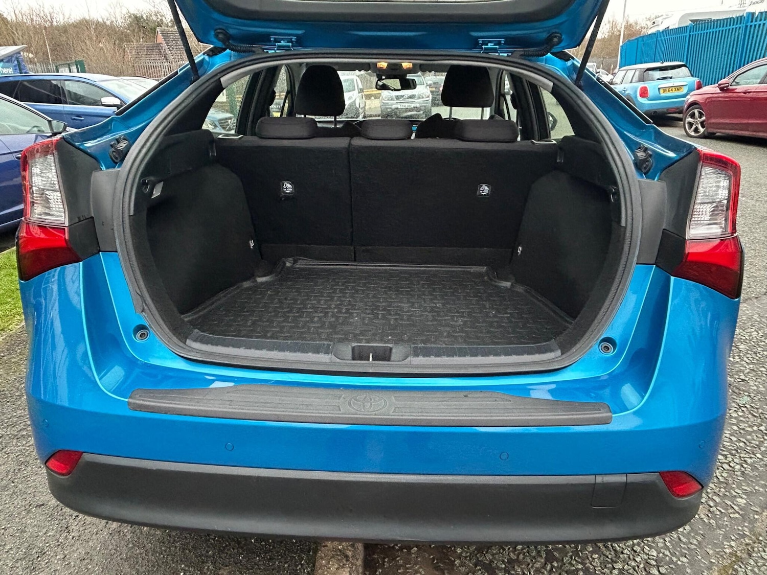 Used Toyota Prius 2020 for sale - 77305276: Photo 28