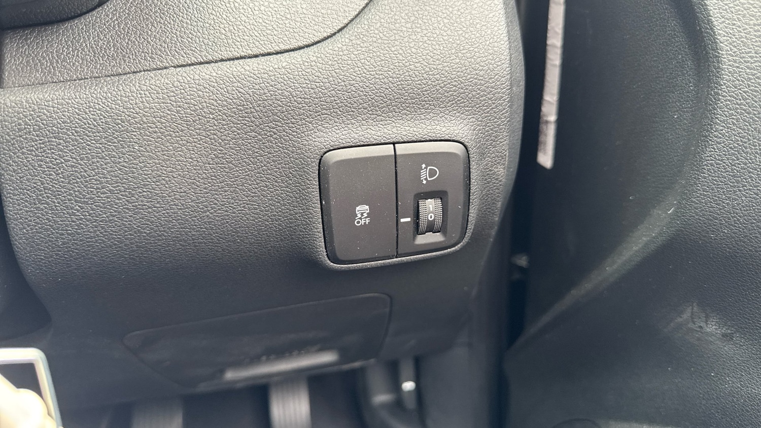 Vehicle 28