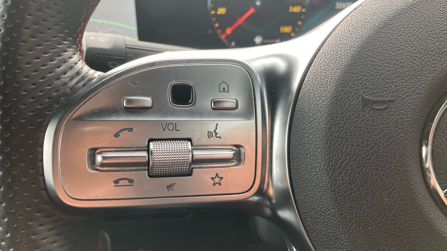Used Mercedes-Benz CLA 2023 for sale - 76366946: Photo 19