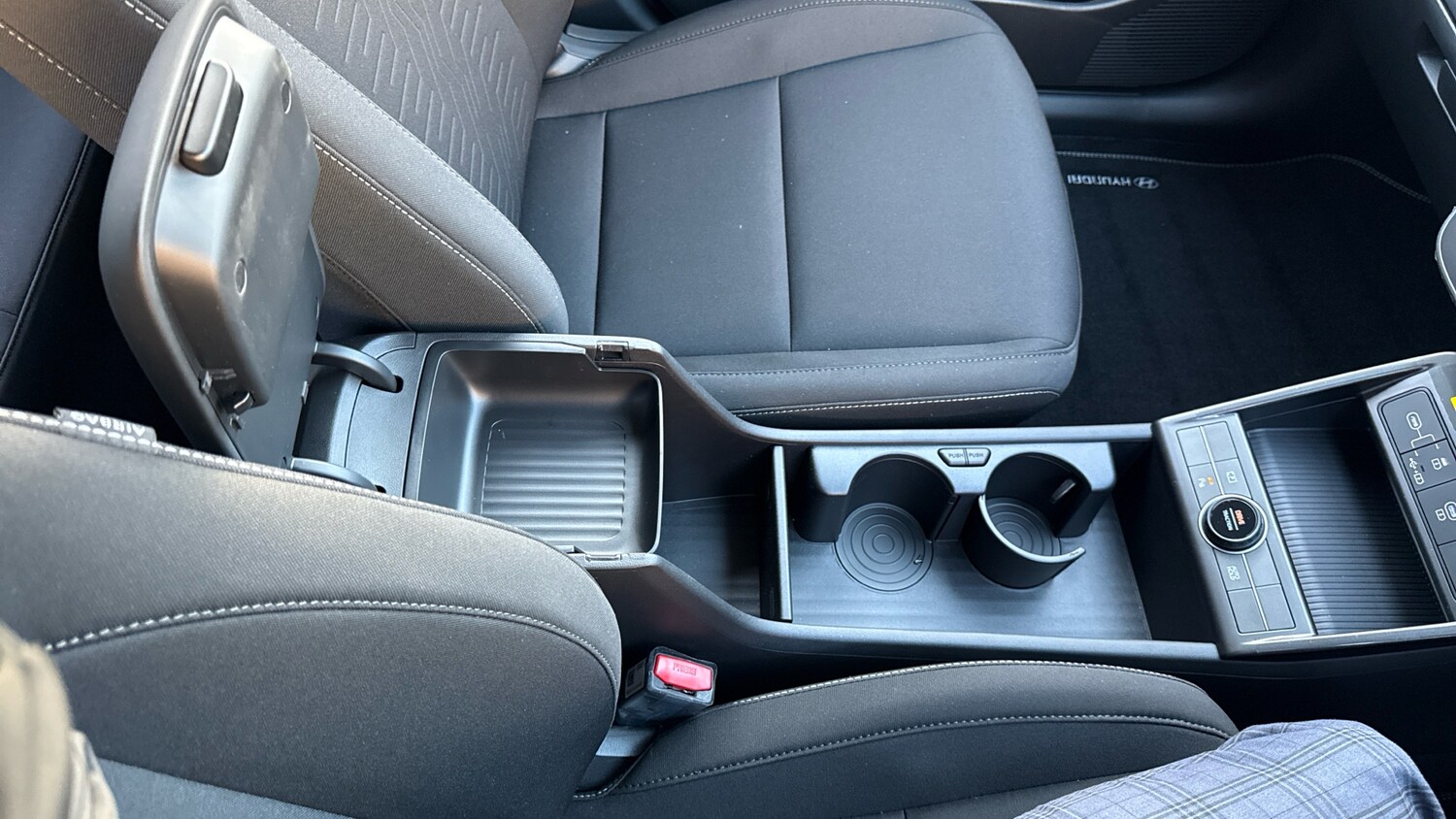 Used Hyundai KONA 2025 for sale - 76504415: Photo 31