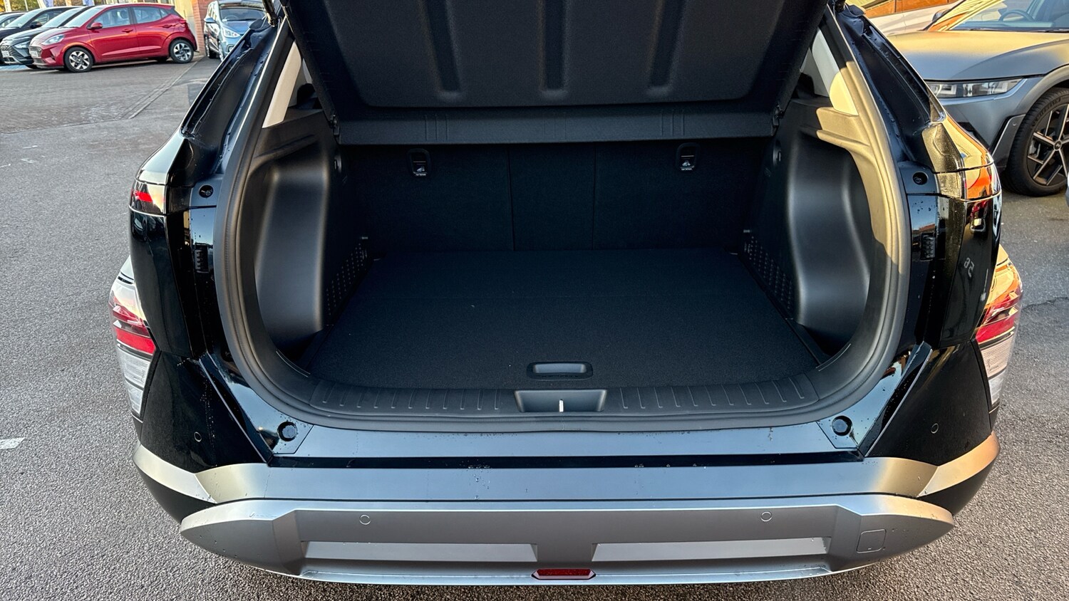 Used Hyundai KONA 2025 for sale - 76504415: Photo 4