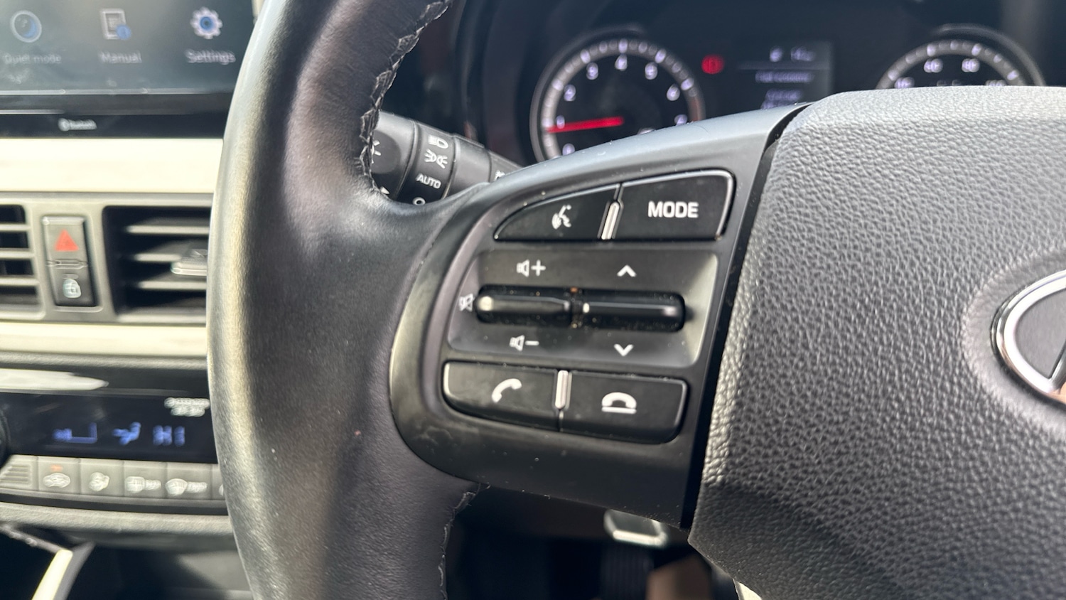 Used Hyundai i10 2023 for sale - 78109298: Photo 26