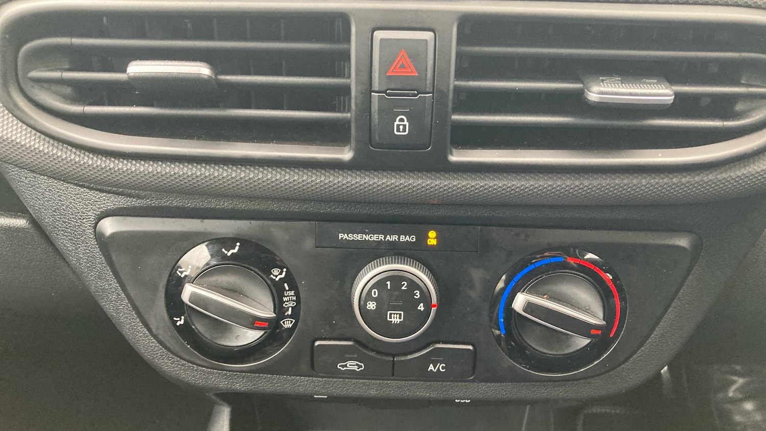 Used Hyundai i10 2025 for sale - 77106430: Photo 23