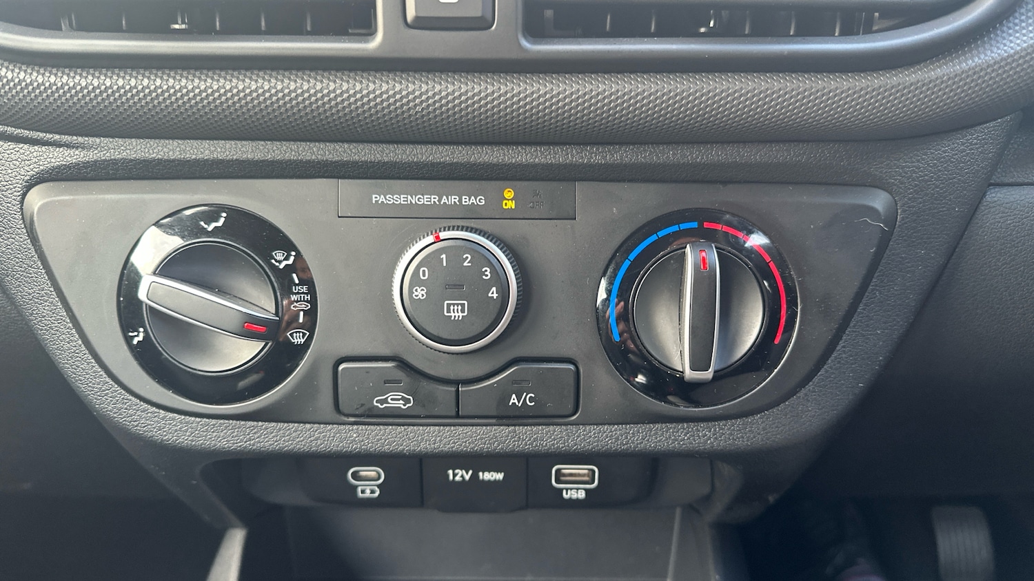 Used Hyundai i10 2025 for sale - 77342537: Photo 23