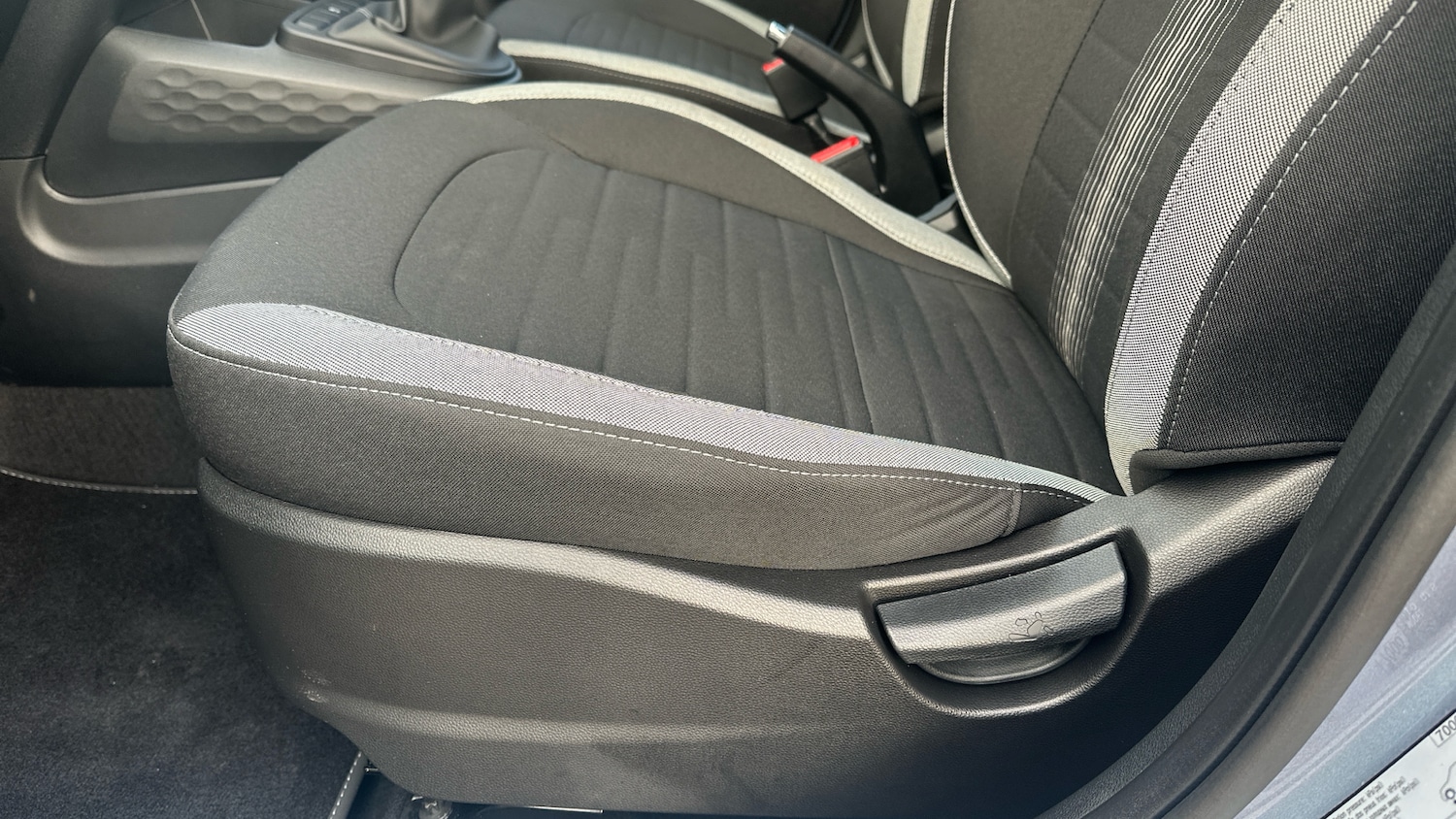 Used Hyundai i10 2025 for sale - 77342537: Photo 31