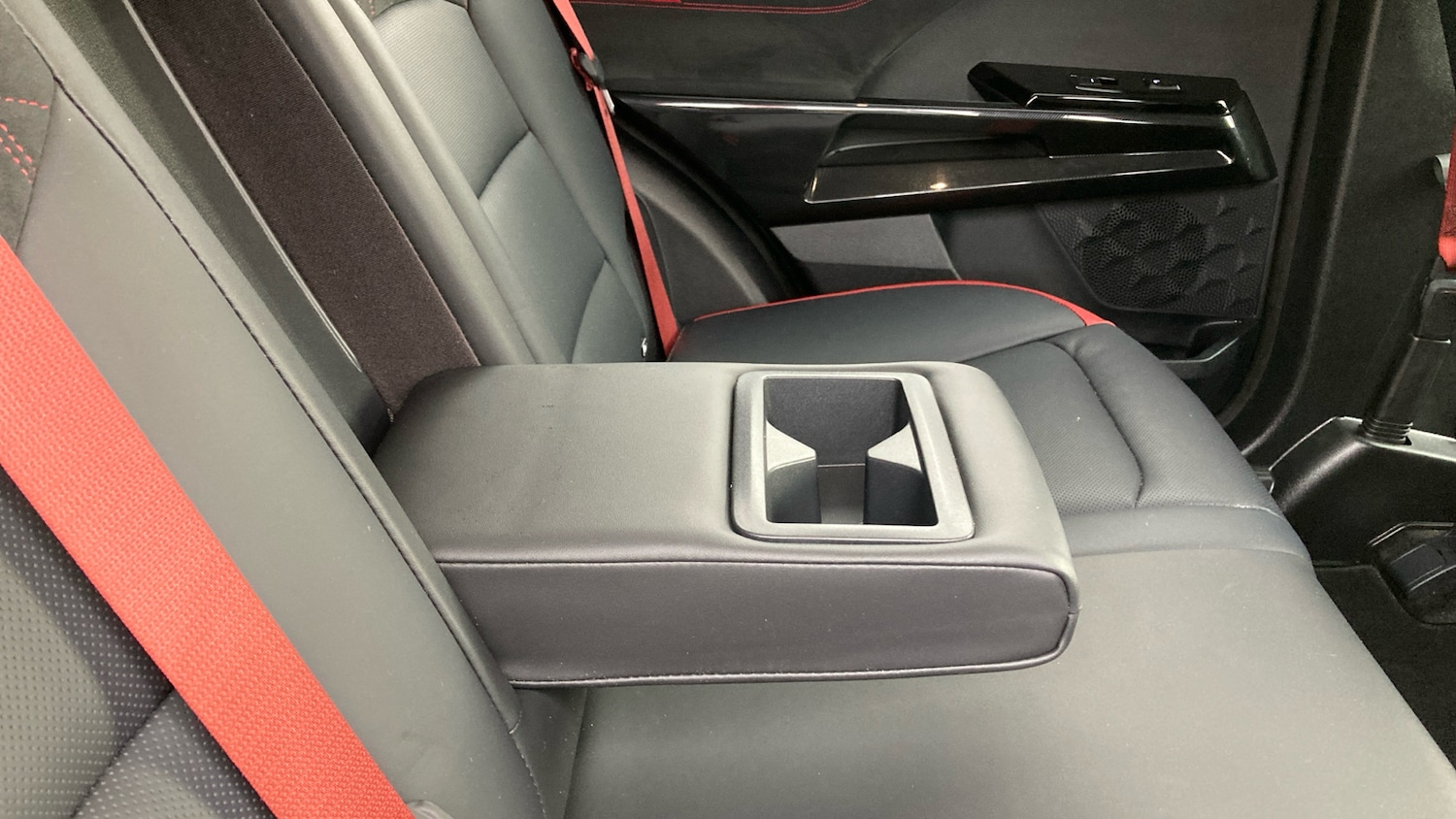 Used KGM Actyon 2025 for sale - 76451824: Photo 30