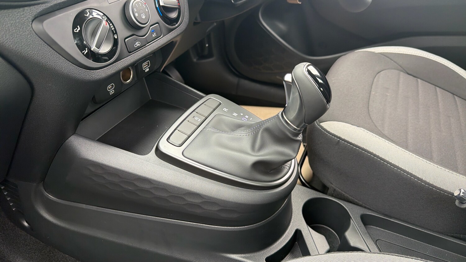 Used Hyundai i10 2025 for sale - 78190922: Photo 13