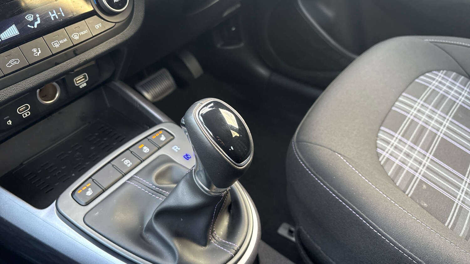 Used Hyundai i10 2024 for sale - 76545219: Photo 13