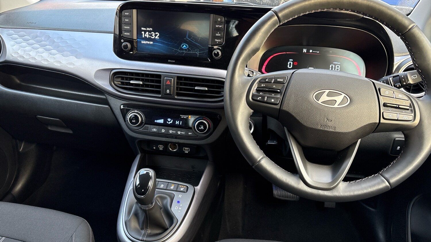 Used Hyundai i10 2024 for sale - 76545219: Photo 14