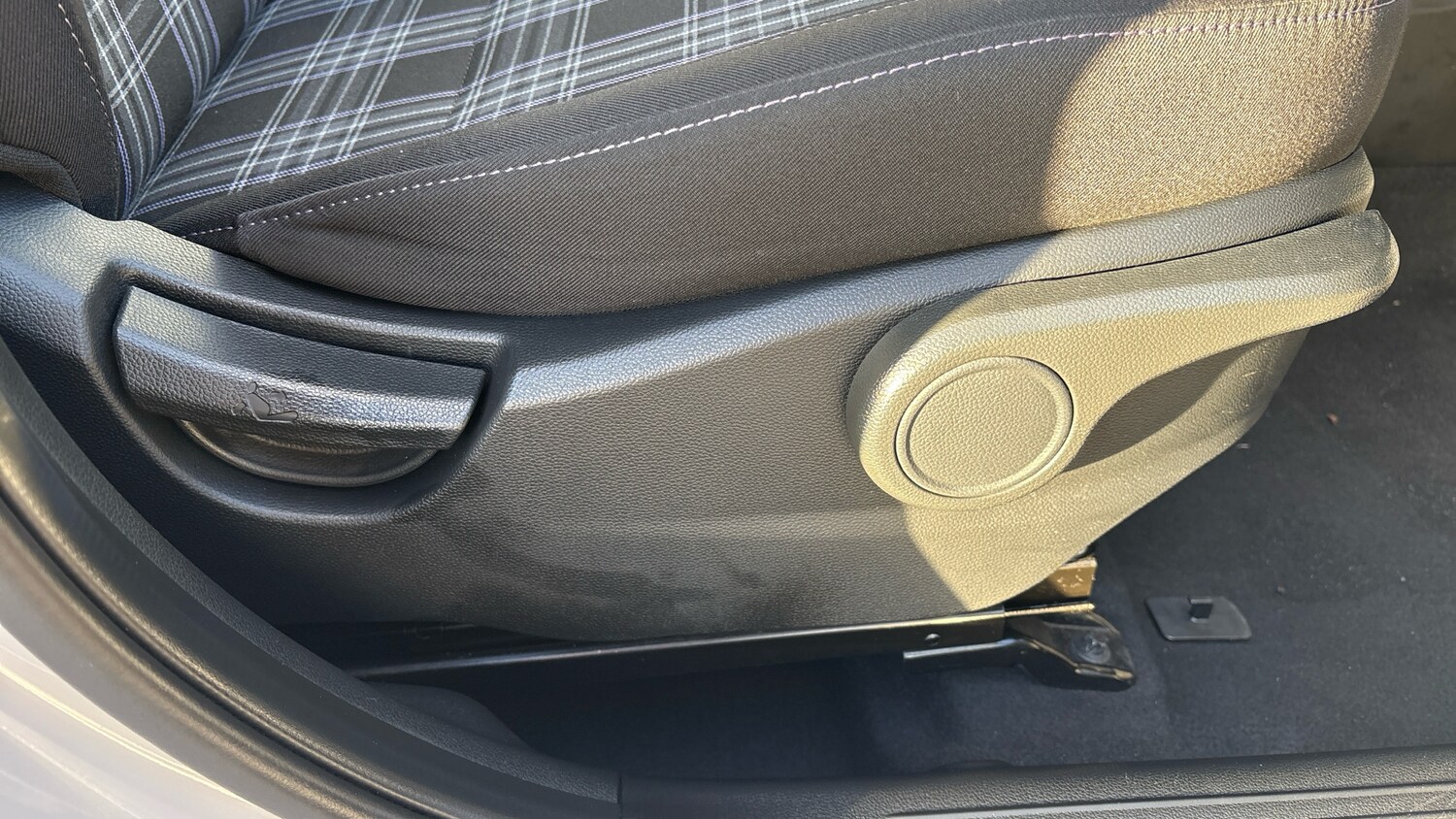 Used Hyundai i10 2024 for sale - 76545219: Photo 31