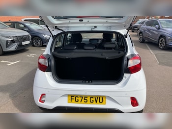 Used Hyundai i10 2025 for sale - 77983906: Photo