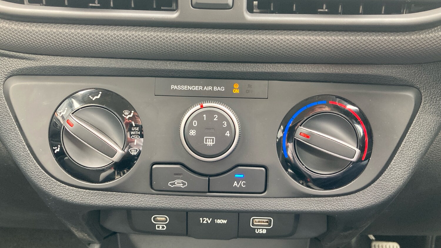 Used Hyundai i10 2025 for sale - 76170985: Photo 28