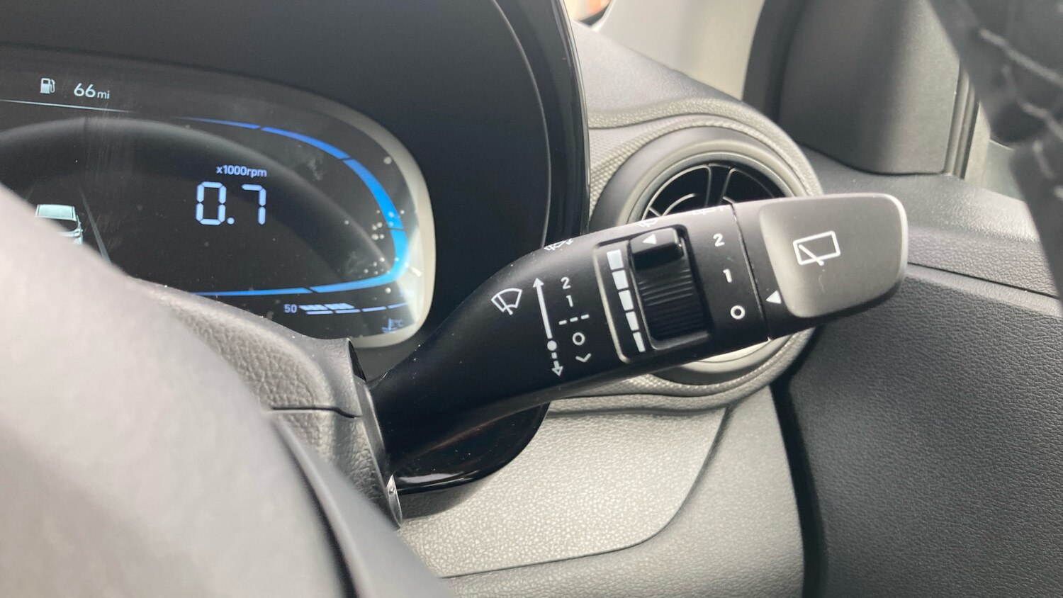 Used Hyundai i10 2025 for sale - 76170985: Photo 38